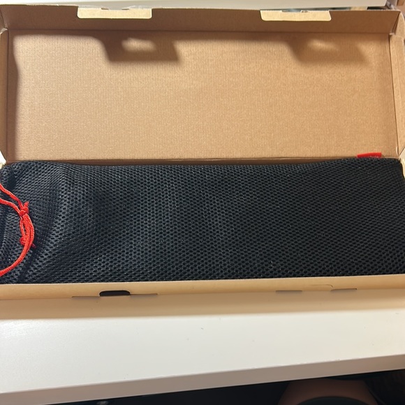 [SOLD!] Bluebyte Bluetooth Wireless Keyboard - Picture 4 of 6